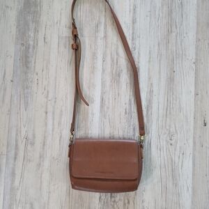 Portland Leather Tan Crossbody Bag